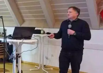 Gegenwind Hochbuehl Owingen Bodensee Windkraft 005 Thorsten Mueller