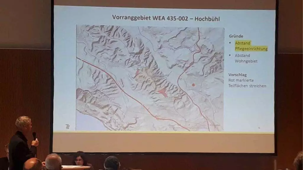 Sitzung des Planungsausschusses des RVBOs in Eriskirch am 22. Januar 2025 1 Gegenwind Hochbuehl Owingen Bodensee Windkraft Sitzung Planungsauschuss 02